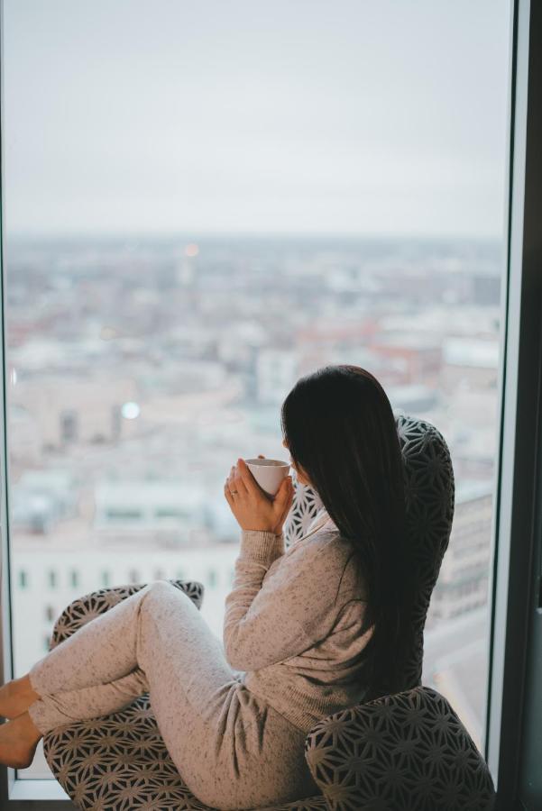 Alt Hotel Calgary University District エクステリア 写真