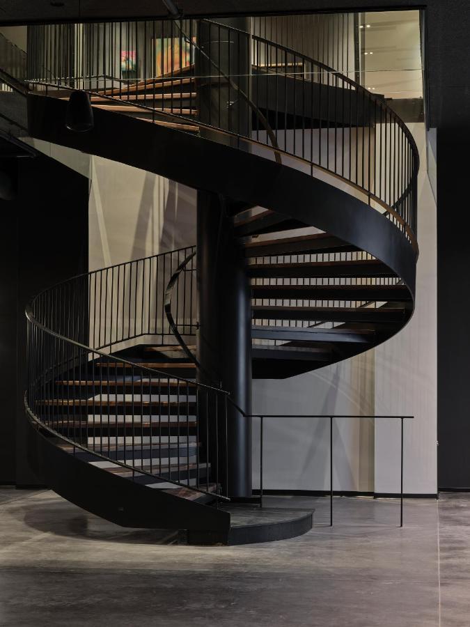 Alt Hotel Calgary University District エクステリア 写真