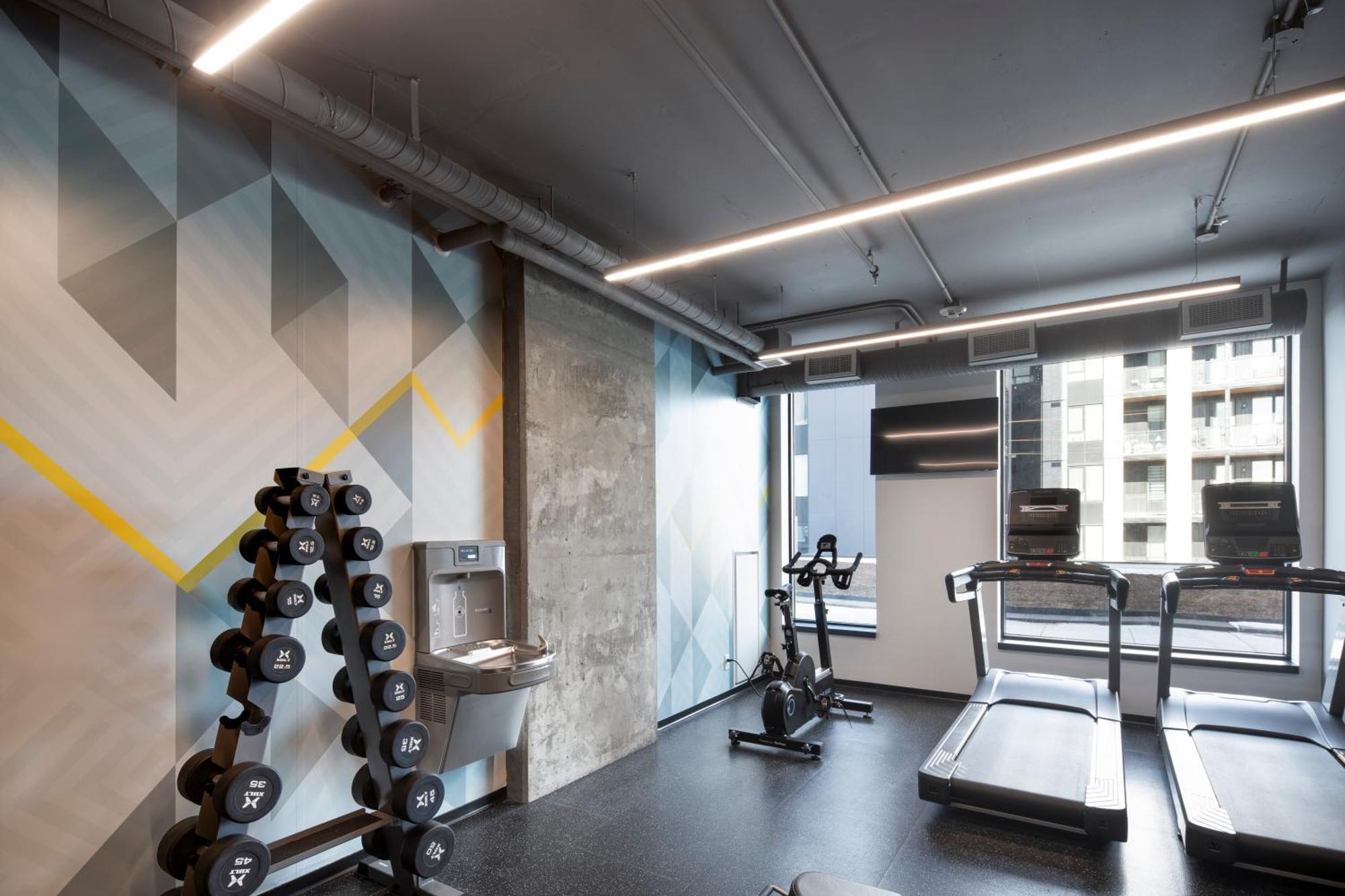 Alt Hotel Calgary University District エクステリア 写真