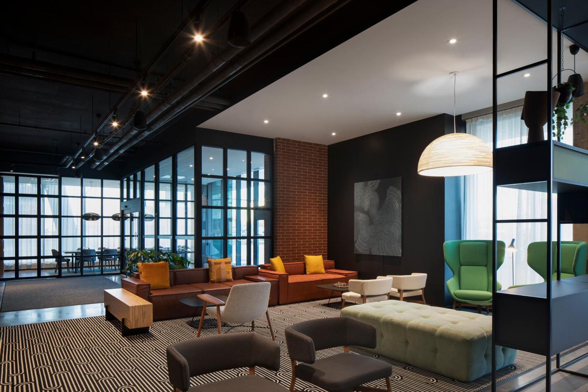 Alt Hotel Calgary University District エクステリア 写真